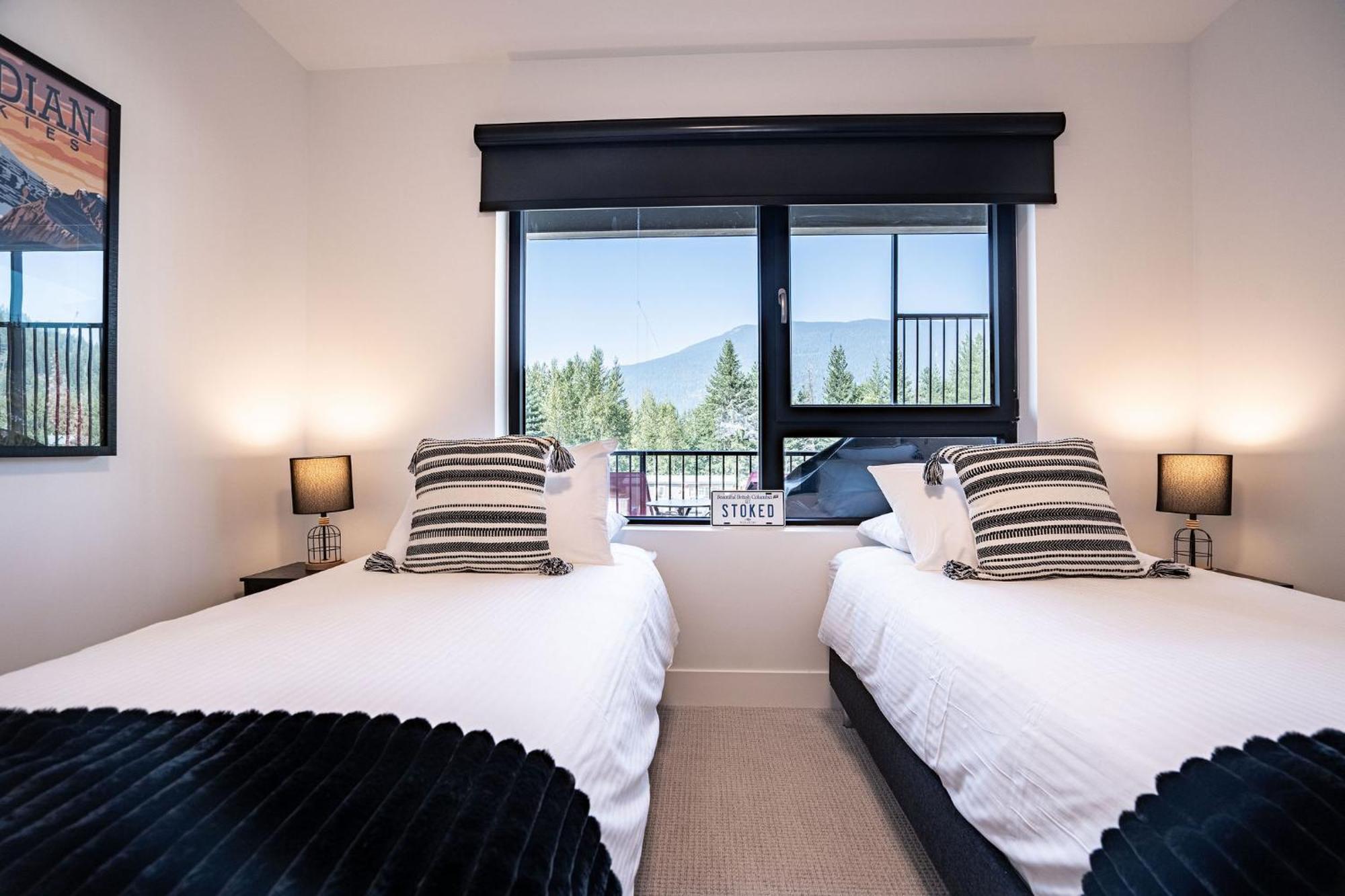 Alpine Haven By Revelstoke Vacations Daire Dış mekan fotoğraf