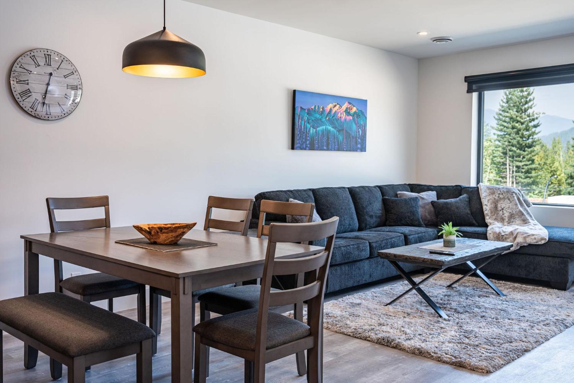 Alpine Haven By Revelstoke Vacations Daire Dış mekan fotoğraf